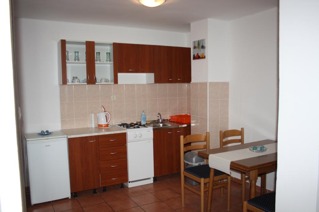 Guest House Tone Poljanak Zimmer foto